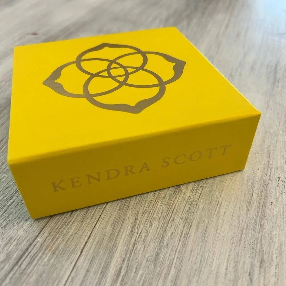 Kendra Scott Jewelry Box and Bag only